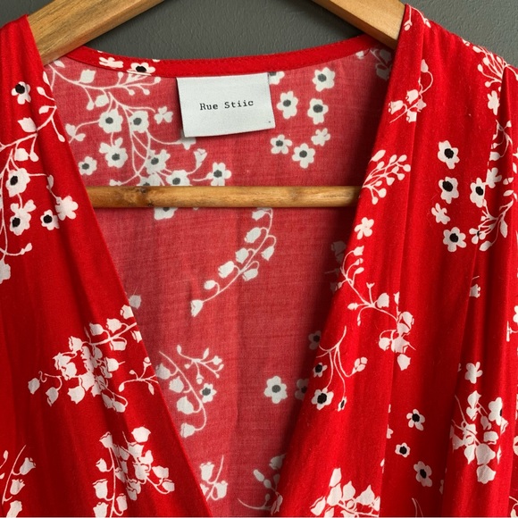 Rue Stiic Red Floral Dress Size 8 - Picture 2 of 6
